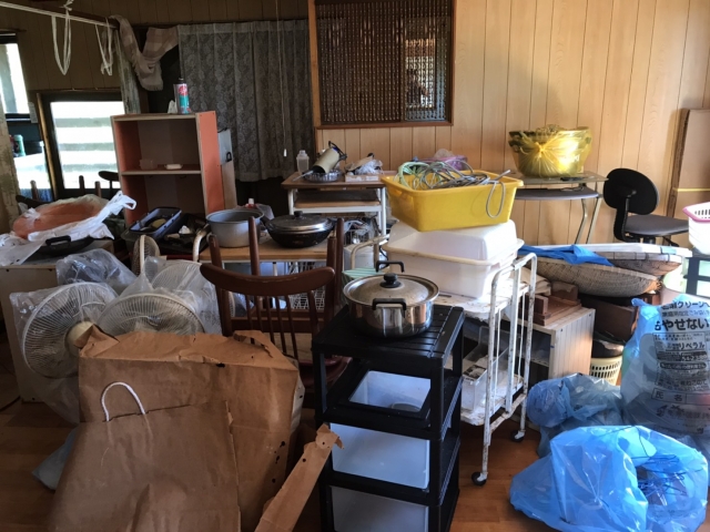 残置物のある家