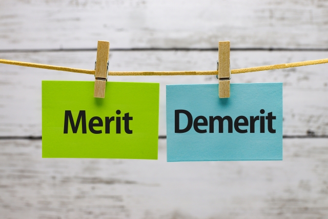 MERIT・DEMERITと書かれた紙